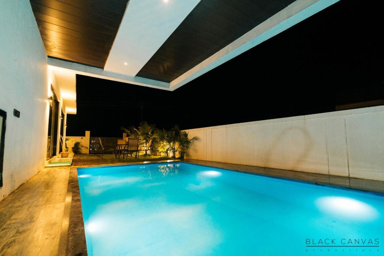 Platinum Villa 3Bhk Лонавала Экстерьер фото